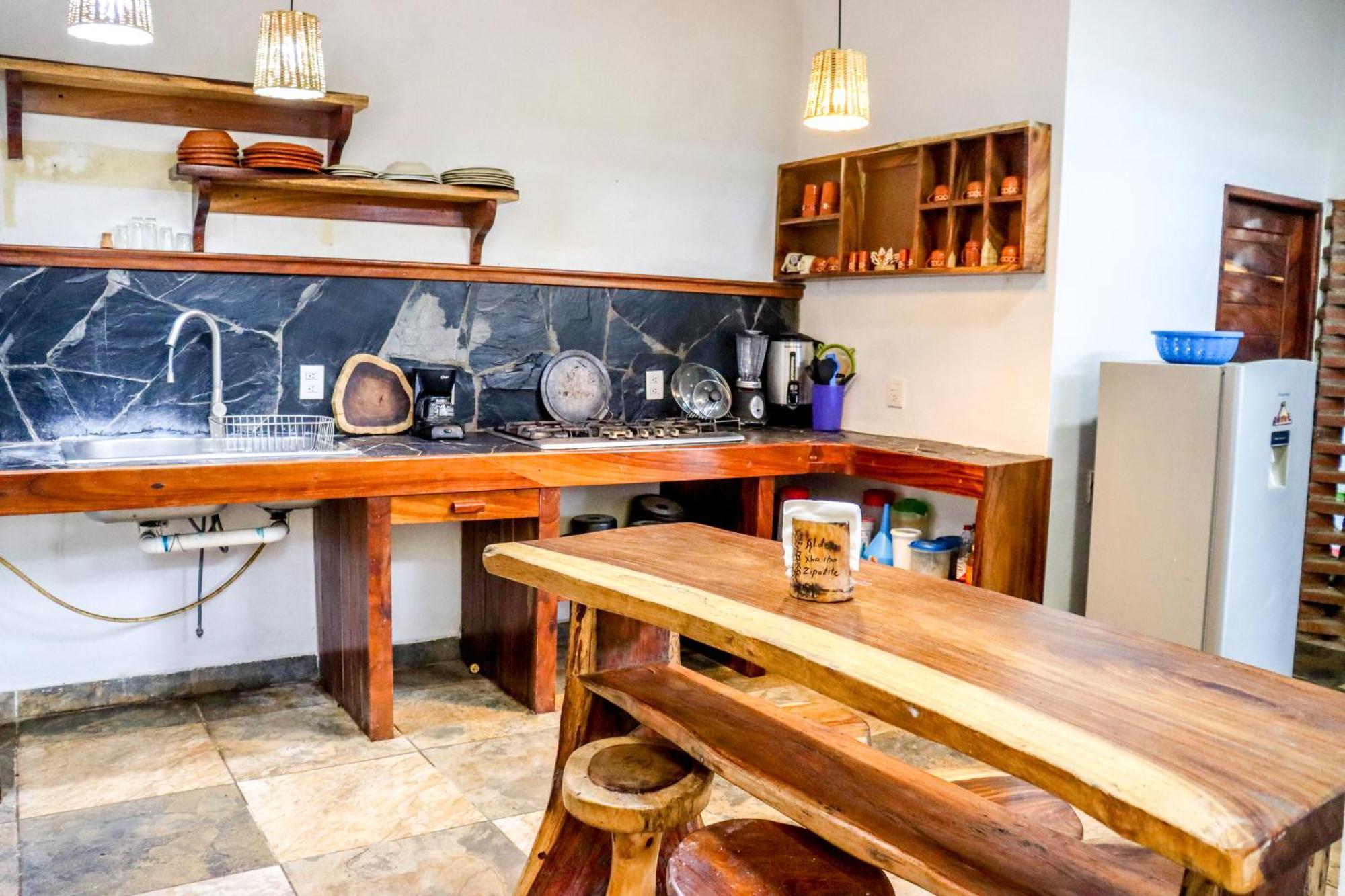La Aldea Zipolite Hotel Bagian luar foto