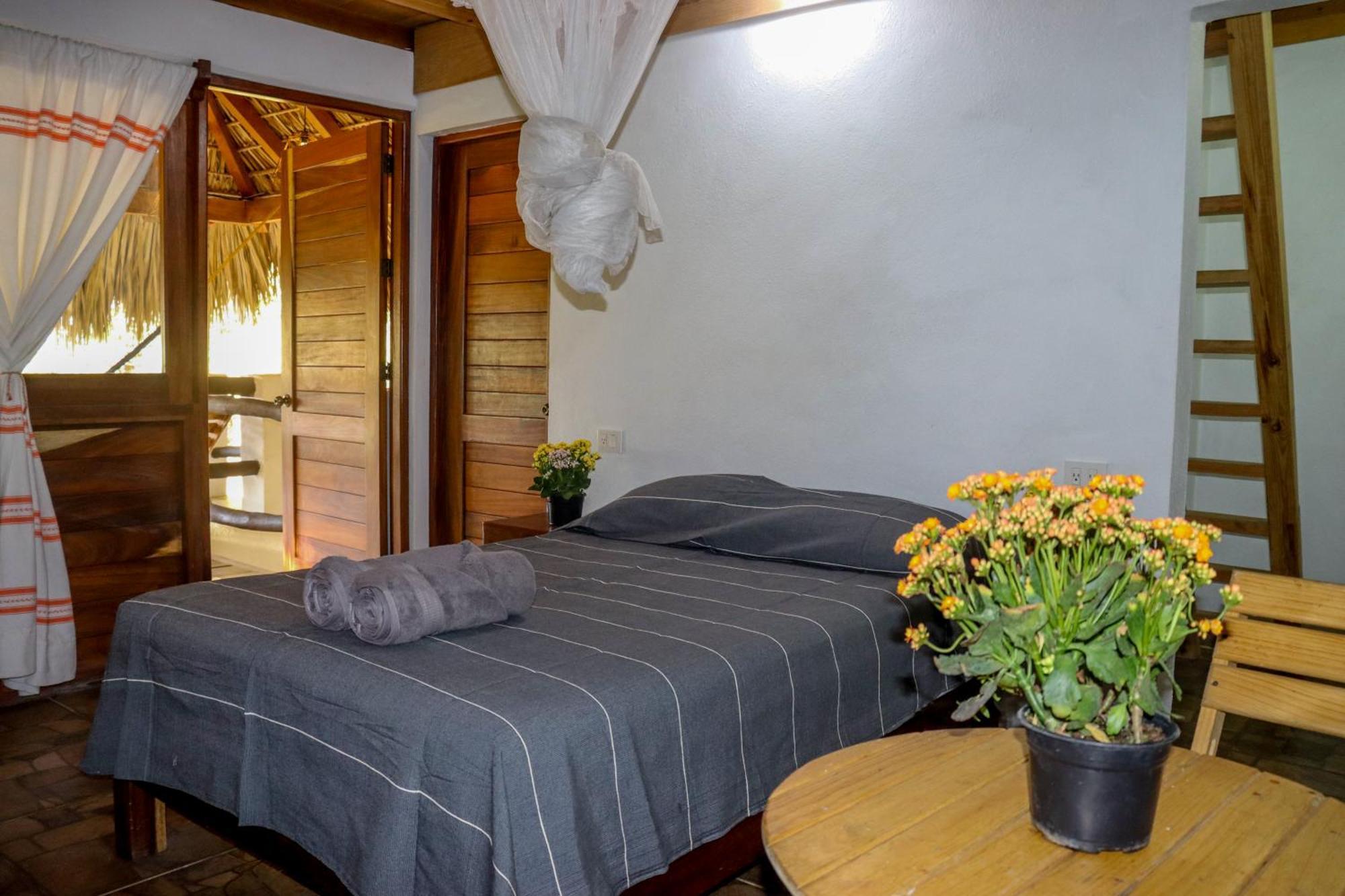 La Aldea Zipolite Hotel Bagian luar foto