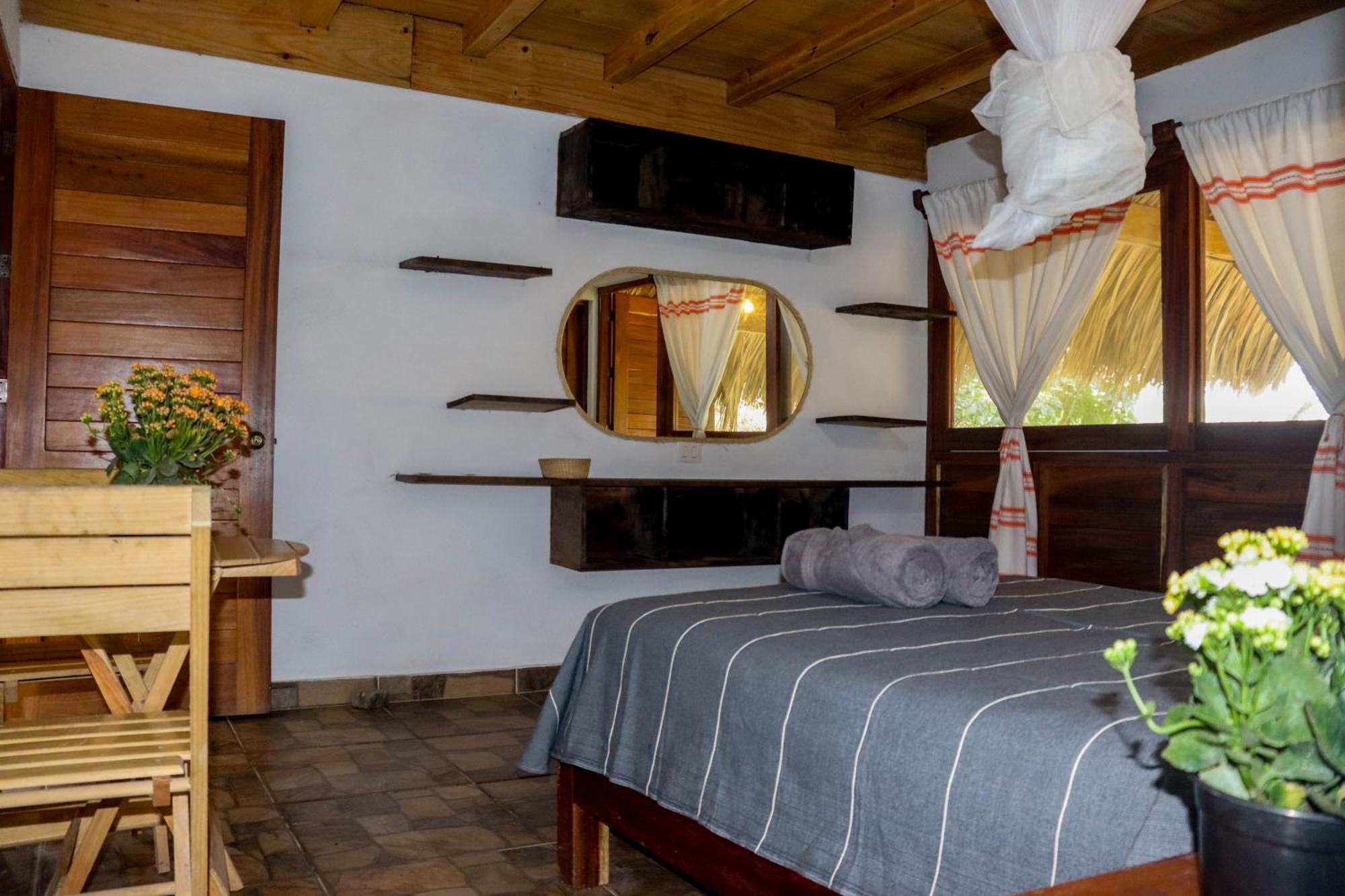 La Aldea Zipolite Hotel Bagian luar foto